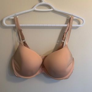 Victoria’s Secret lined Demi bra 34DDD nude